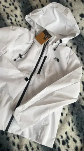 Rompevientos NorthFace